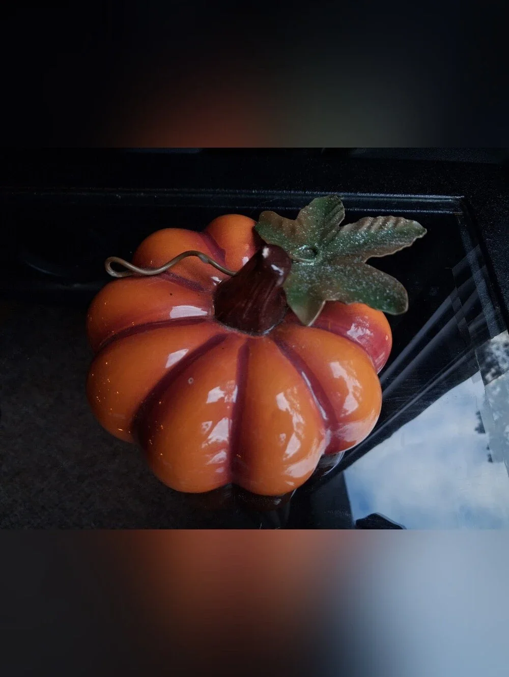 Large Ceramic Pumkin Decor Metal Leaf